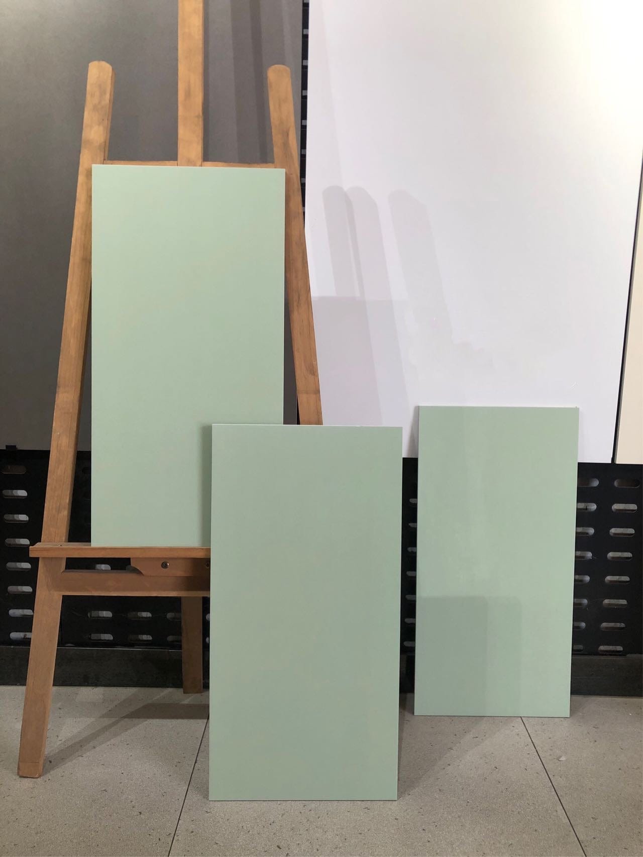 Artist's Palette Series - Summer Green Satin 300x600mm Ceramic Tile