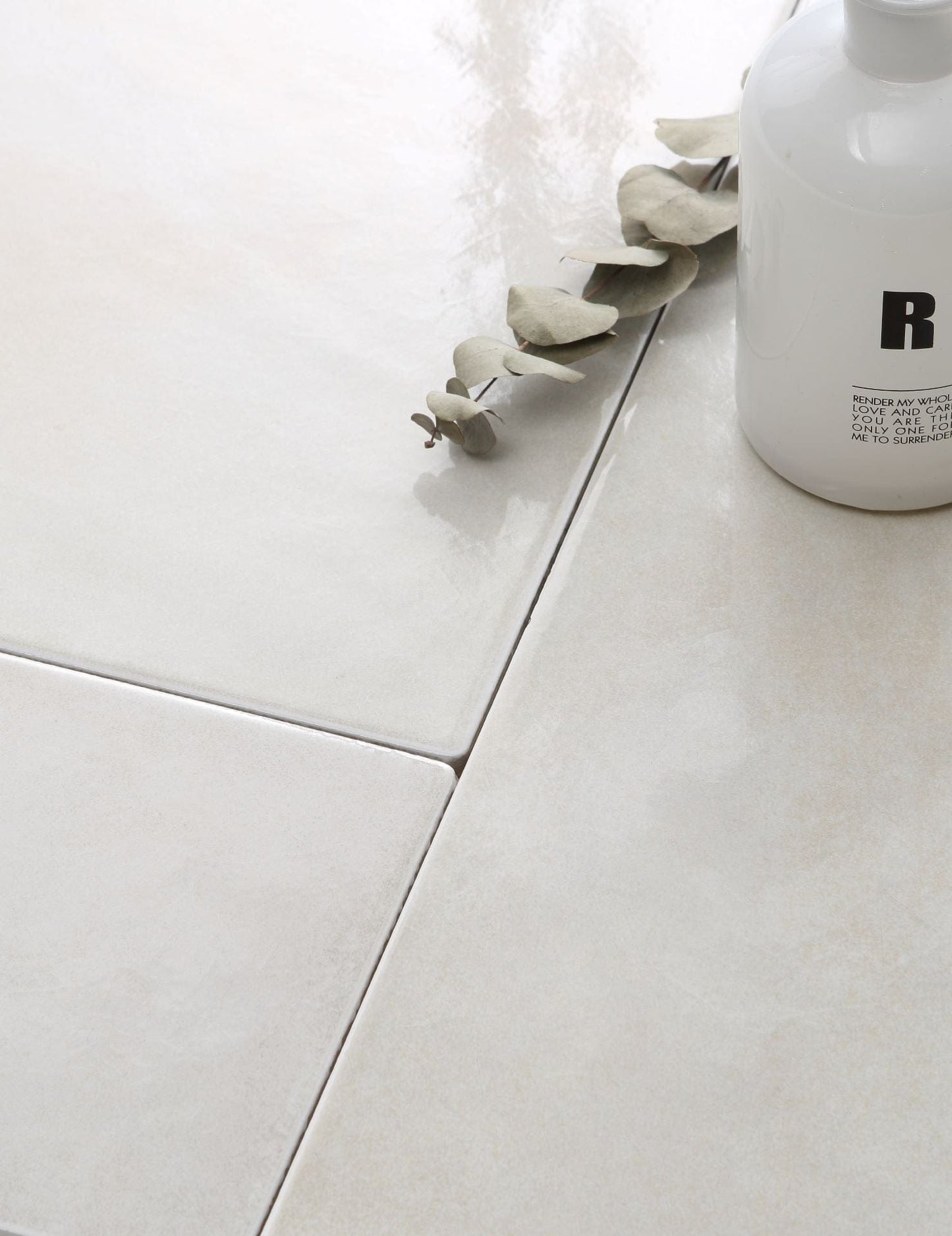 Vintage Chic Series - Alabaster Gloss Mini 165x330mm Ceramic Tile