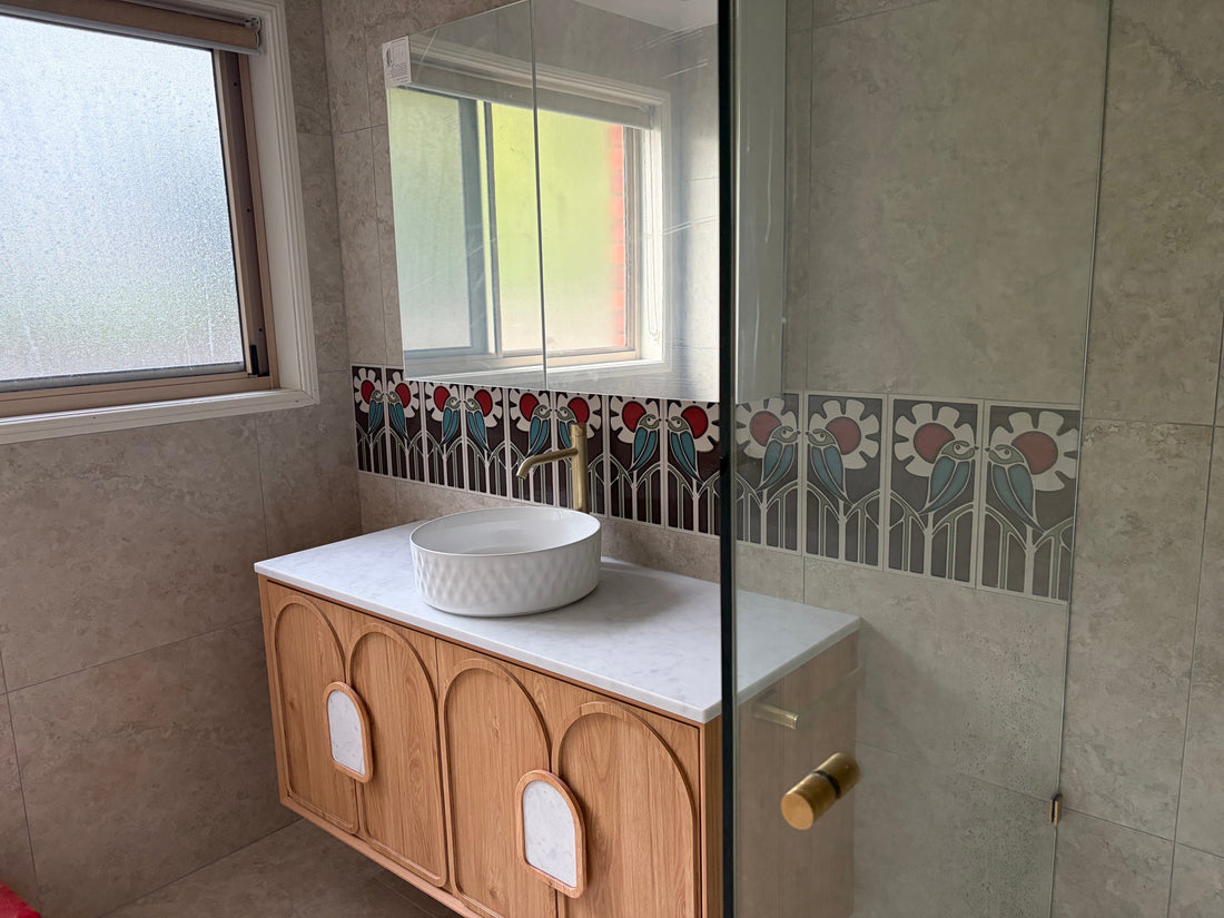A Brisbane Bathroom Wrapped in Lovebirds at Dusk: The Art Nouveau Tile that Stole the Show