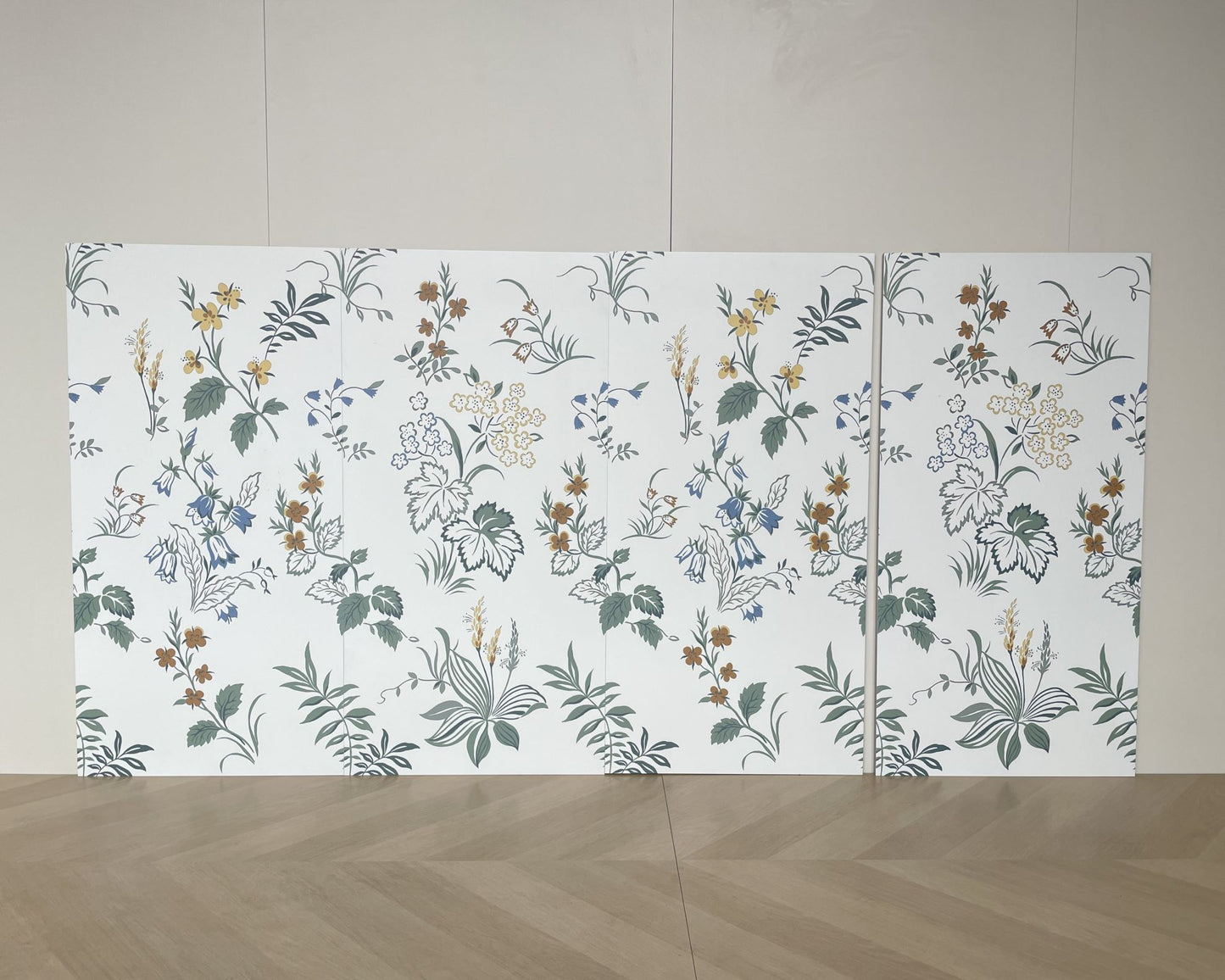 Bloom Series - Flora and Fauna Petunia 400x800mm Ceramic Tile