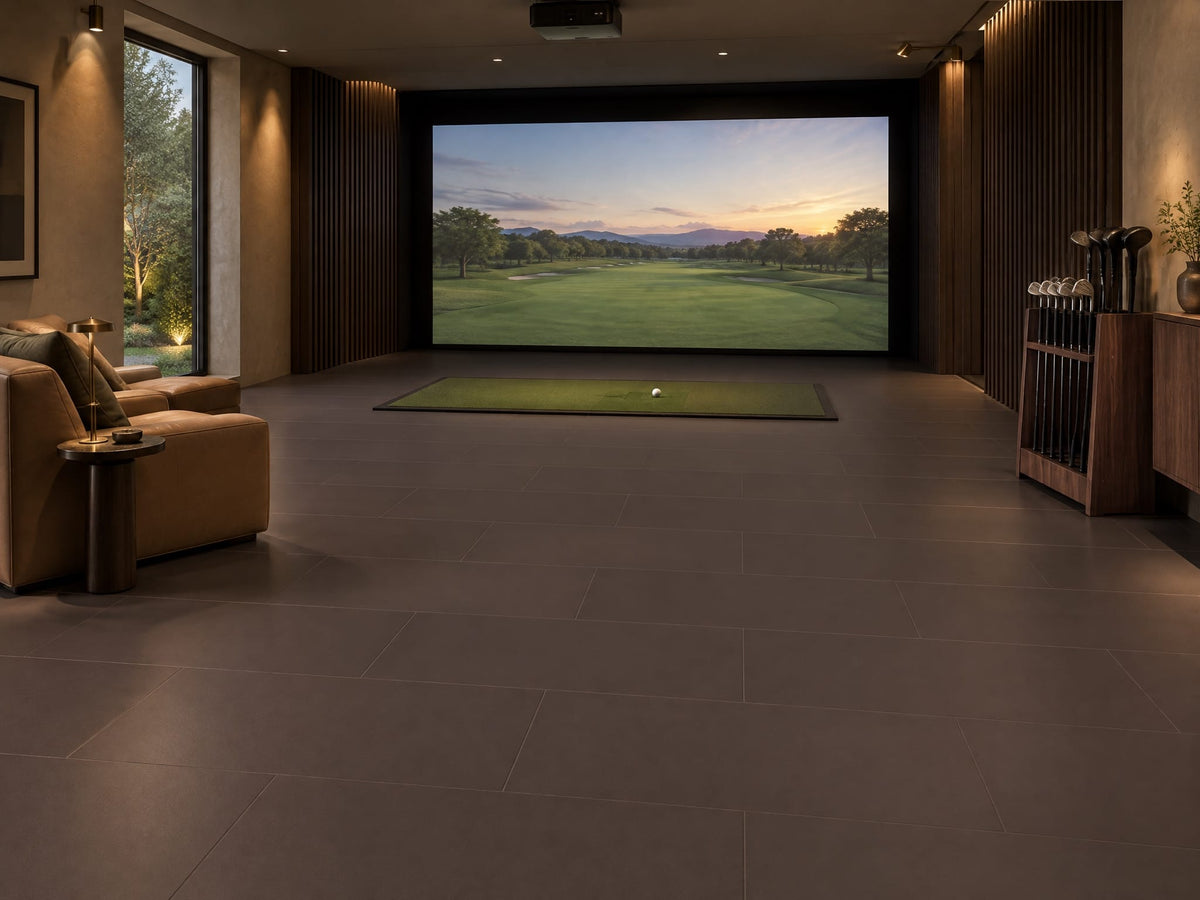 Kaffee tile in a golf simulator room
